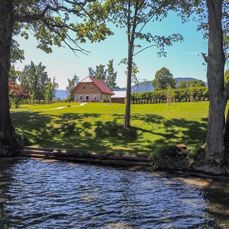 Seechalet Traunsee Ort im Innkreis ภายนอก รูปภาพ